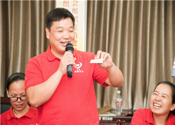 陈斌：公益是一种信仰，何乐不为？